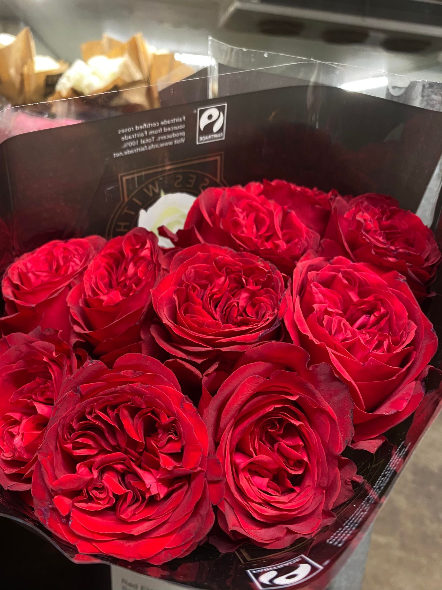 Bild på Red Elegance Florist Selection
